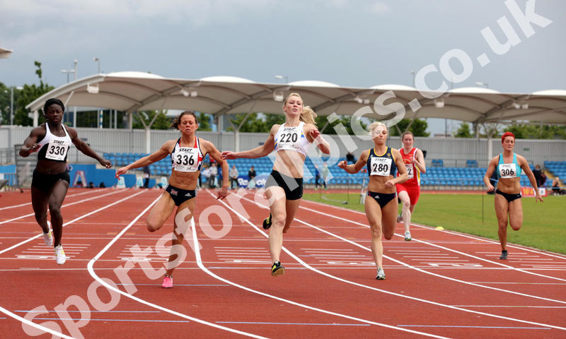 220 Louisew Bloor (Tafford AC) beats 330 Bernice Wilson (Birchfield), 336 Hayley Jones (Wigan) and 280 Annablle Lewis (unattached), senior womens 100 metres, Northern Championships, Sport City, Manchester